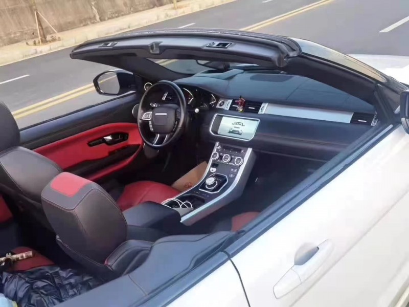 成都18年路虎极光7