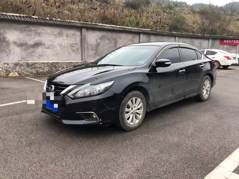 貴陽18年日產天籟6