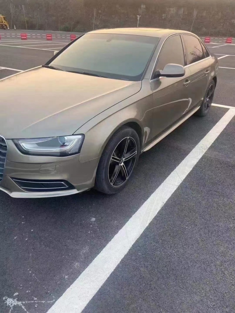 济宁12年奥迪A4L5
