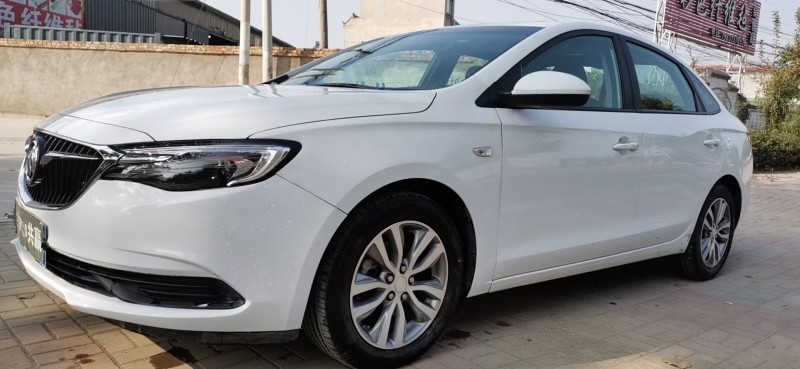 邢台19年别克英朗3