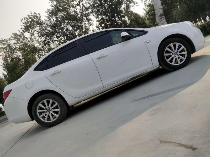 邢台15年别克英朗3