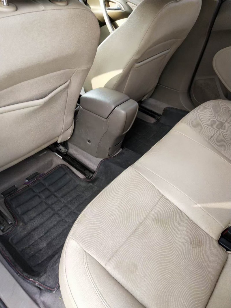 邢台15年别克英朗6