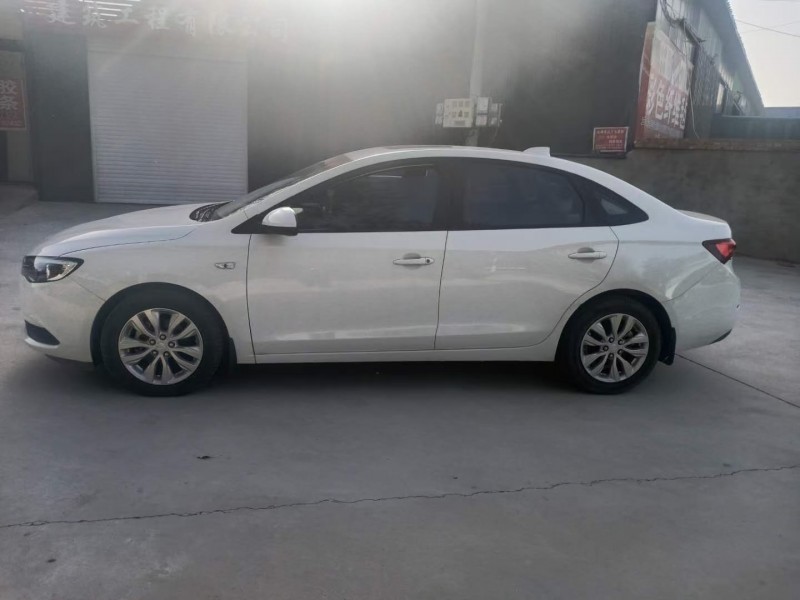 邢台18年别克英朗6