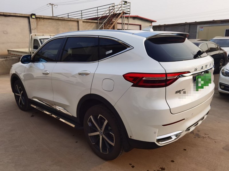 保定19年长城哈弗F76