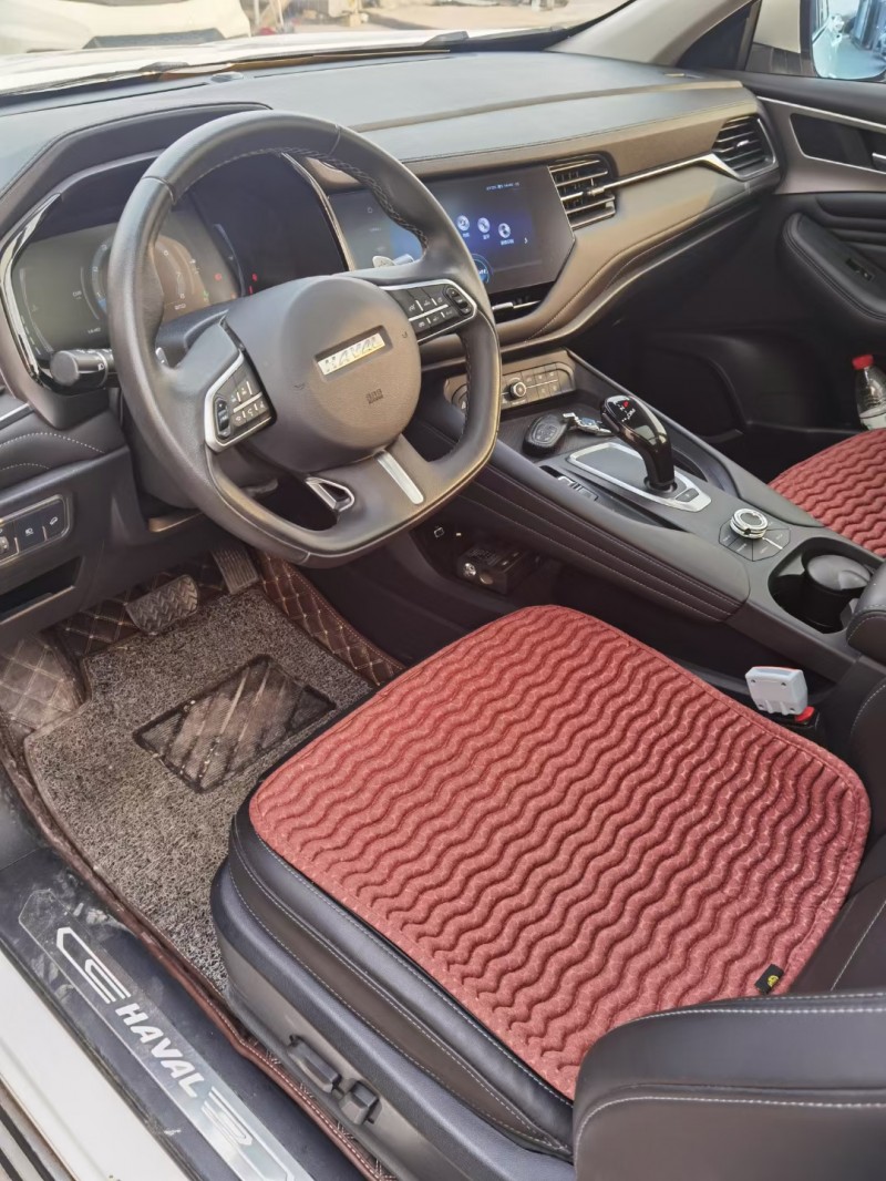 保定19年长城哈弗F77