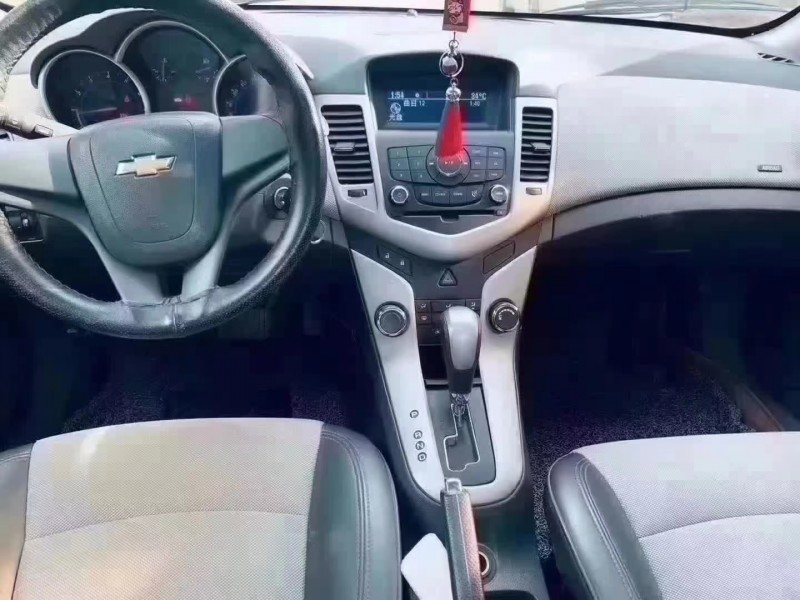 保定14年雪佛兰科鲁兹8