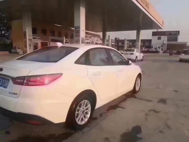 保定20年福特福睿斯7