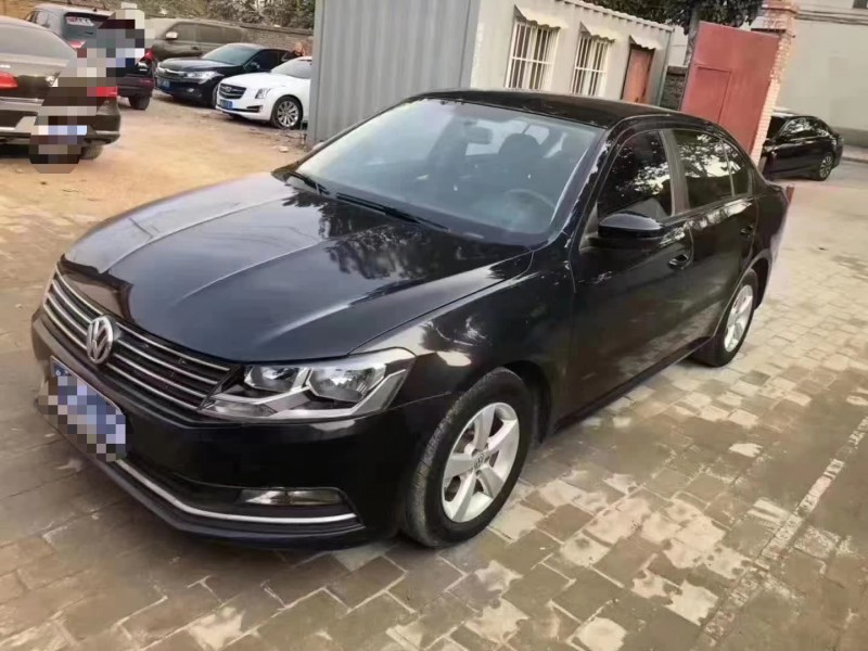 保定16年大众朗逸8