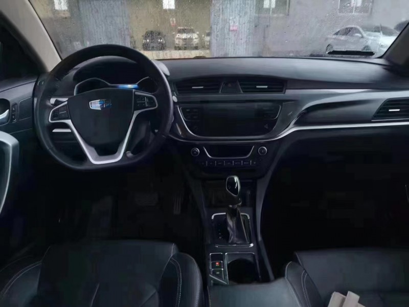 保定17年吉利帝豪9