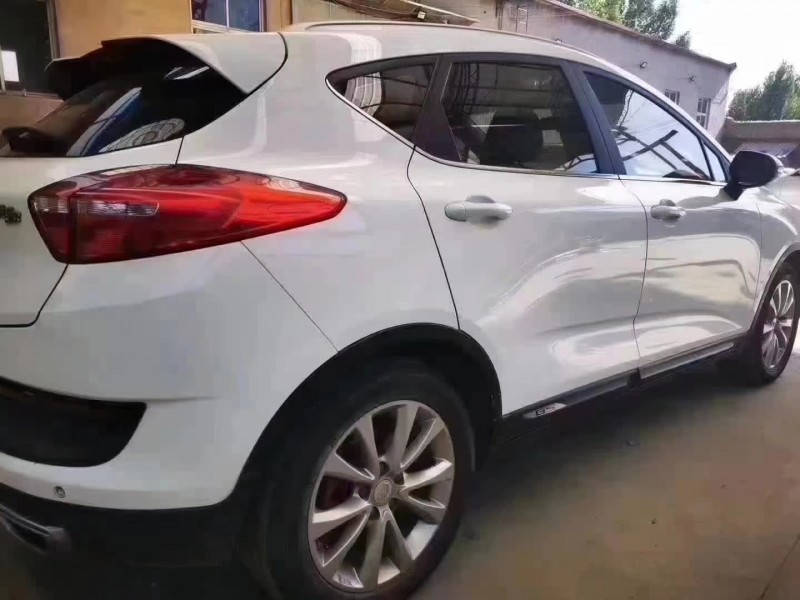 保定18年吉利帝豪GS5