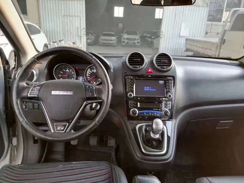 保定16年长城哈弗H69