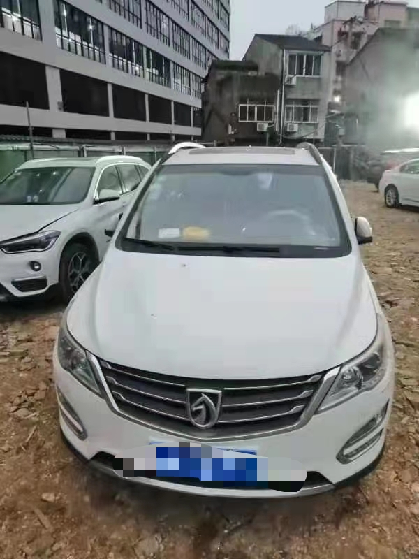 萍鄉16年寶駿寶駿5604