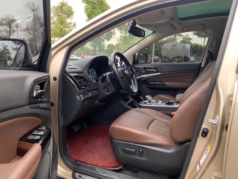 东莞17年比亚迪唐6