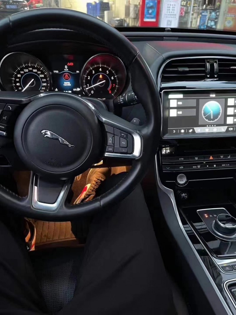 成都17年捷豹XE5