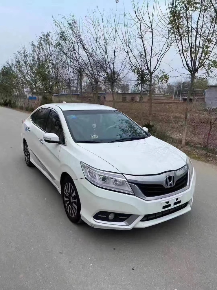 烟台抵押车13年本田凌派出售