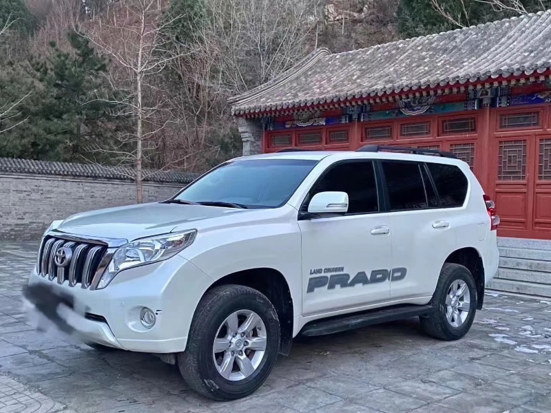 烟台17年丰田普拉多4