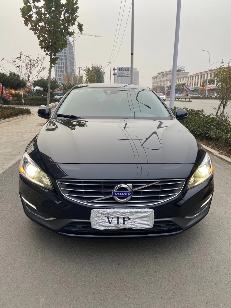 烟台15年沃尔沃S60L1