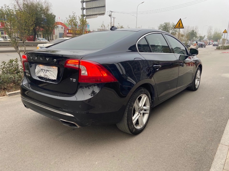 烟台15年沃尔沃S60L4