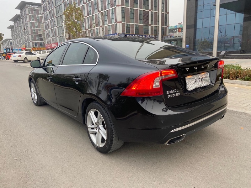 烟台15年沃尔沃S60L5