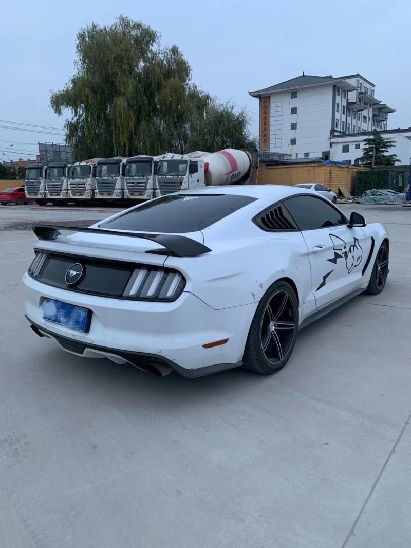 徐州16年福特野马3