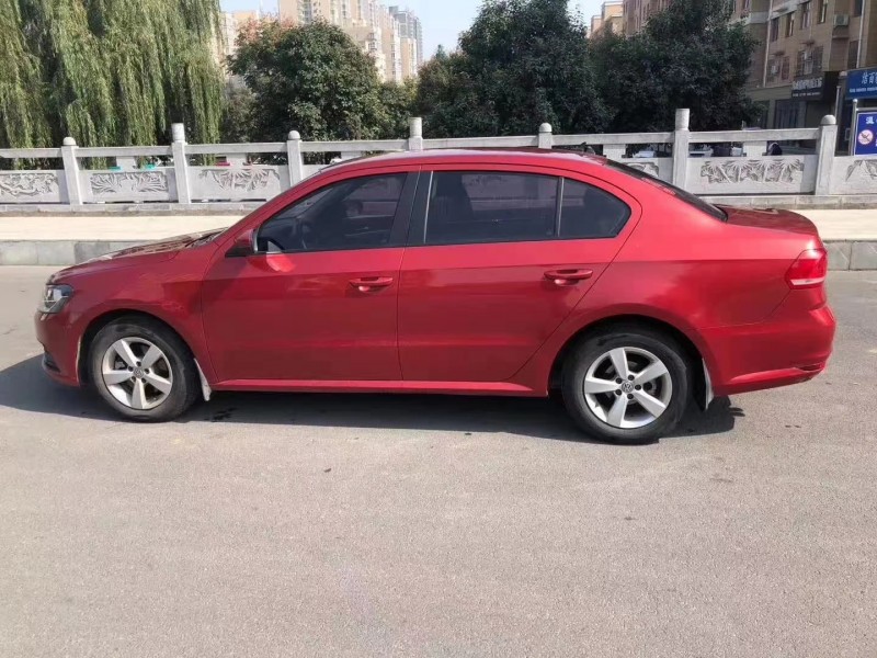 郑州16年大众朗逸8