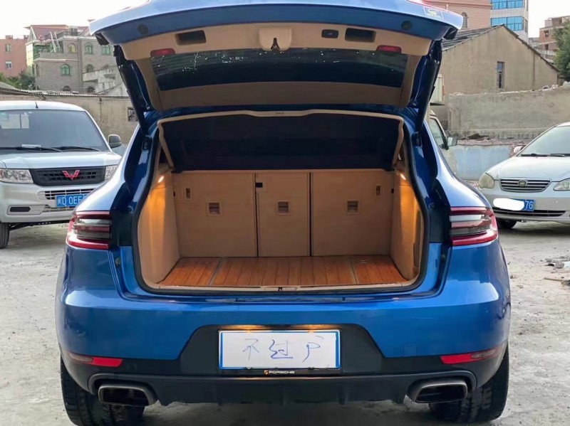 福州16年保時捷Macan7