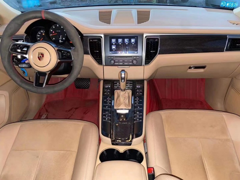 福州16年保時捷Macan4