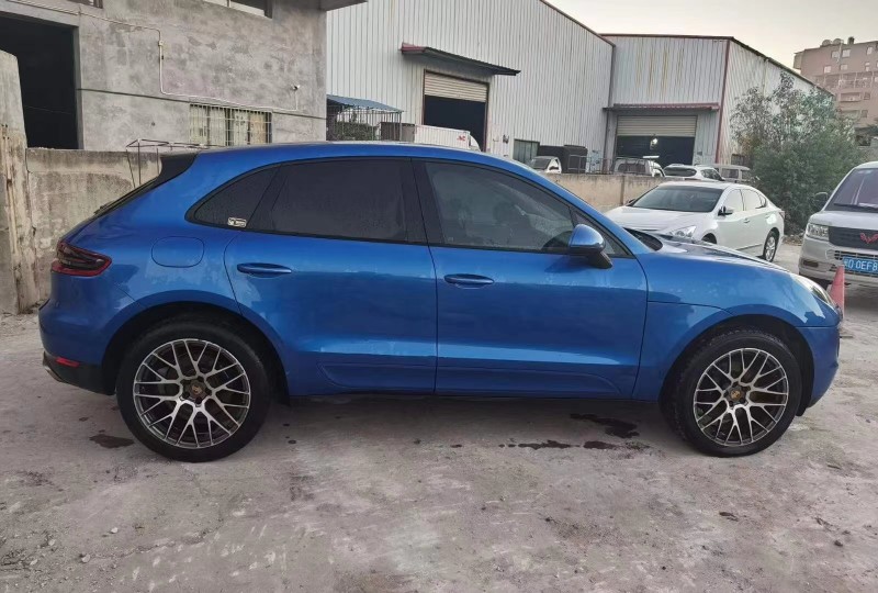 福州16年保時捷Macan3
