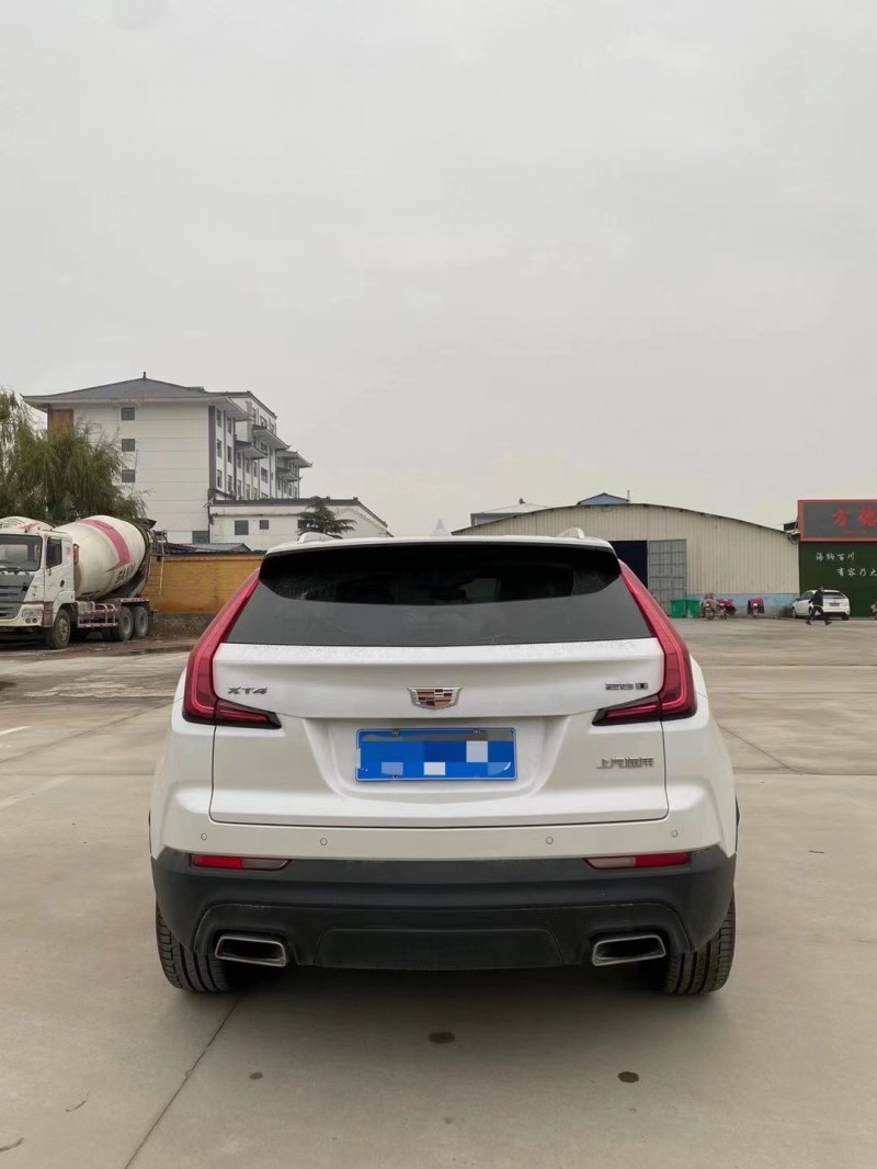 徐州20年凯迪拉克XT44