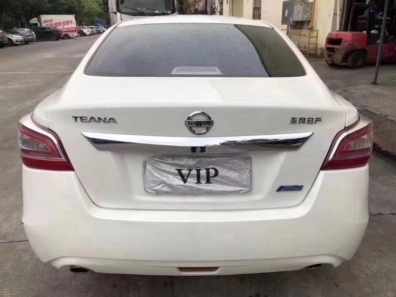 广州15年日产天籁1