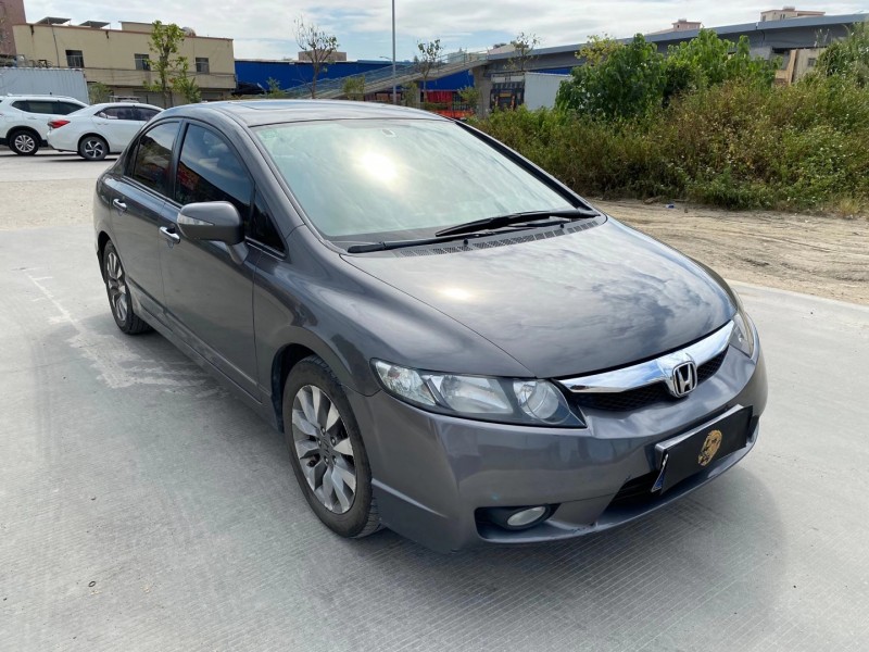 广州11年本田思域1