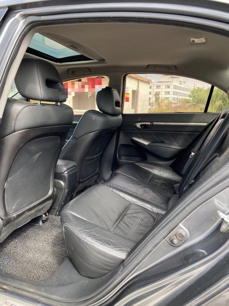 广州11年本田思域6