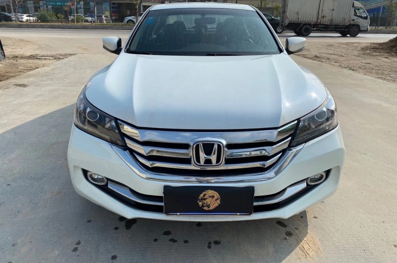 广州16年本田雅阁2