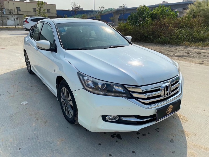 广州16年本田雅阁1