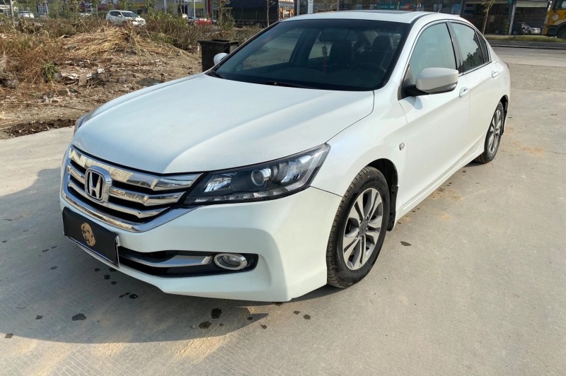 广州16年本田雅阁3