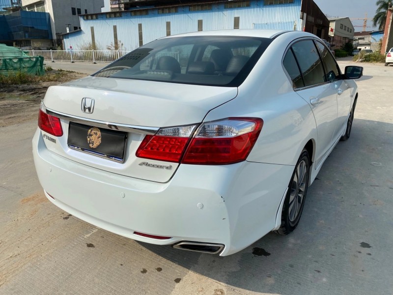 广州16年本田雅阁9