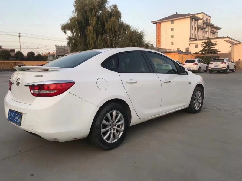 徐州13年别克英朗GT3