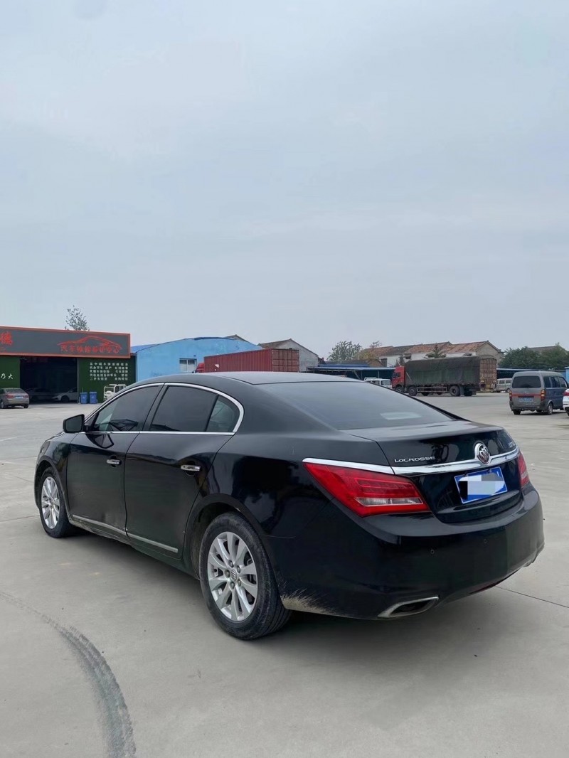 徐州15年别克君越5