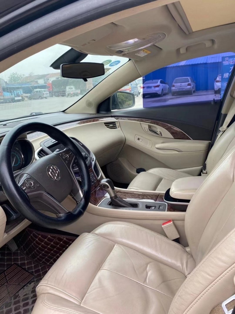 徐州15年别克君越3