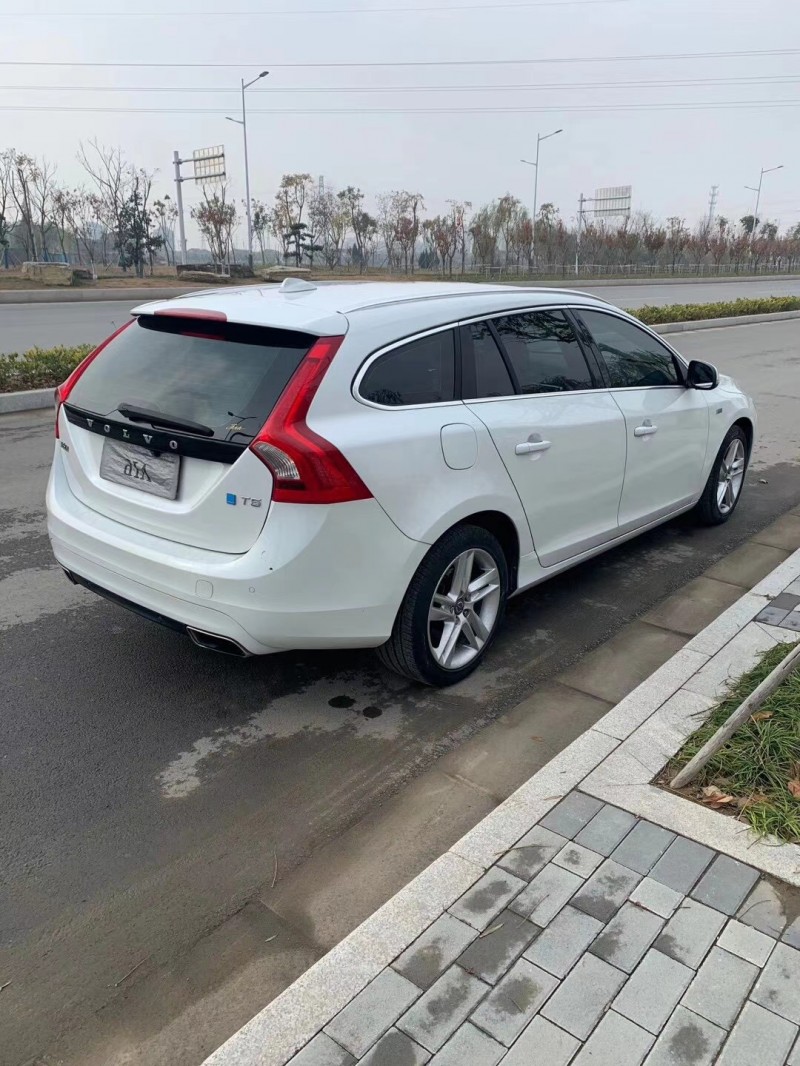 徐州14年沃尔沃V605