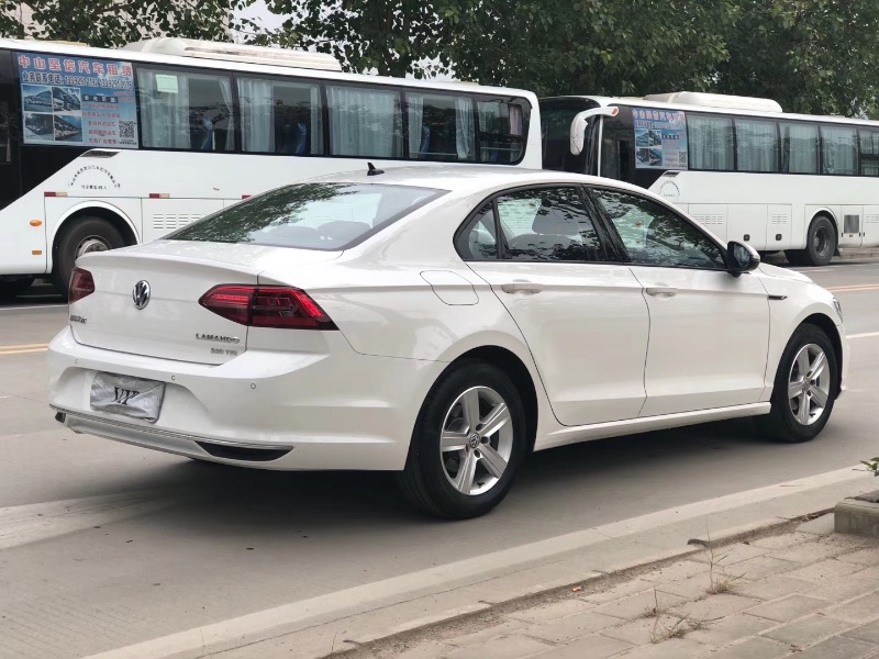 中山20年大众凌渡5