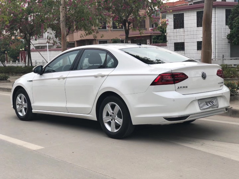中山20年大众凌渡4