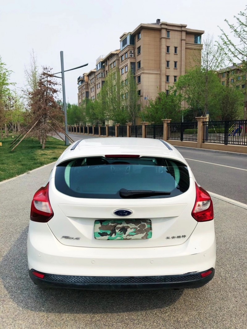 廊坊14年福特福克斯5