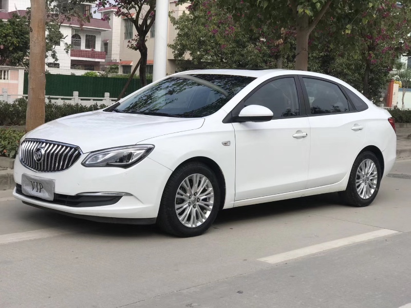 中山17年别克英朗2