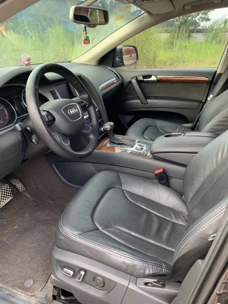 广州14年奥迪Q75