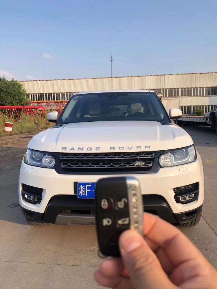 广州18年路虎揽胜运动7