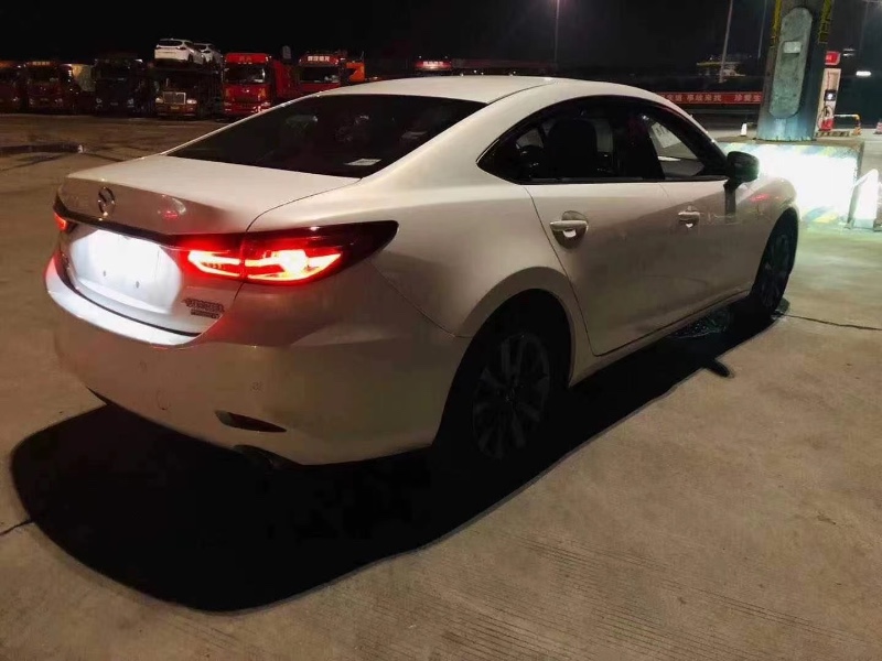 武汉20年马自达阿特兹9