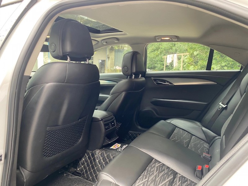 成都19年凯迪拉克ATS-L6