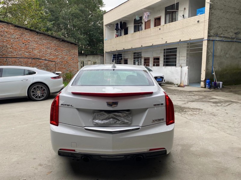 成都19年凯迪拉克ATS-L8