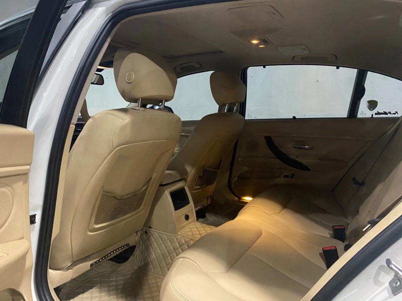 成都13年宝马3系6